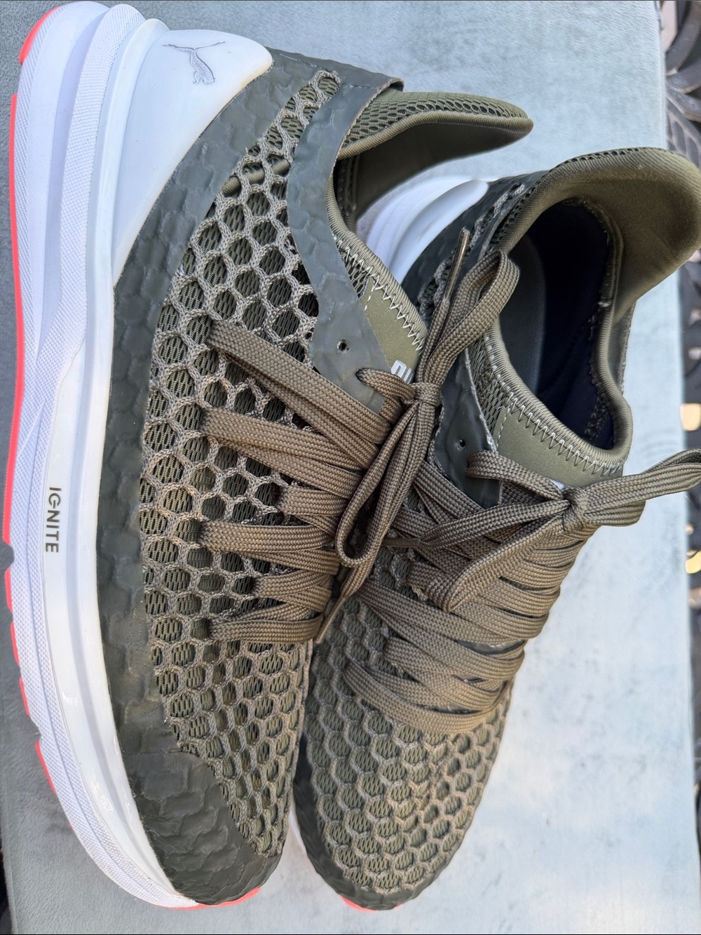 Women’s/mens Olive Green Athletic Lace-Up Sneakers